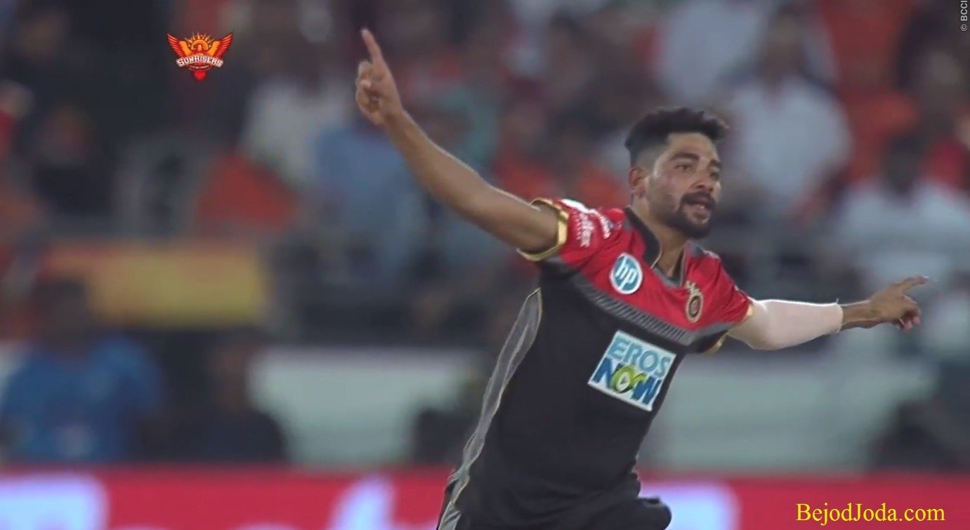 Md. Siraj in action while playing in IPL 2018 - uploaded by BejodJoda.com
